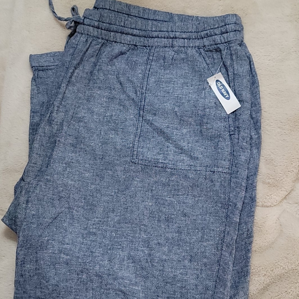 Wide-leg Linen Pants